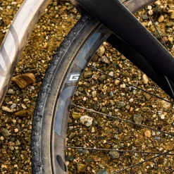 ENVE G23 Gravel Clincher Chris King R45 Disc Tubeless Wheelset -Cheap MAAP || 7mesh Store ENVE G23 Carbon Clincher Chris King R45 Disc Tubeless Wheelset 4