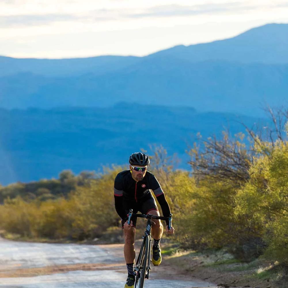 ENVE SES 3.4 Thru Axle Centre Lock Disc Clincher Wheelset Chris King Hubs 2 ENVE SES 3.4 Thru Axle Centre Lock Disc Clincher Wheelset Chris King Hubs - Image 2