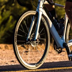 ENVE SES 3.4 Thru Axle Disc Wheelset Ceramic Chris King R45 Hubs -Cheap MAAP || 7mesh Store ENVE SES 34 Thru Axle Disc Wheelset Ceramic Chris King R45 Hubs 4