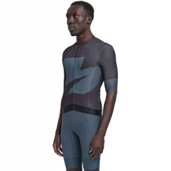 MAAP Evolve Pro Air Short Sleeve Jersey -Cheap MAAP || 7mesh Store MAAP Evolve Pro Air Short Sleeve Jersey Black 1